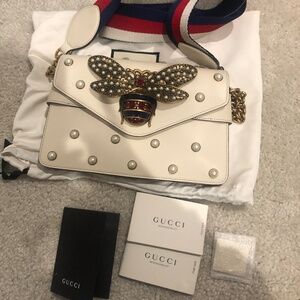 Gucci Faux Pearl Broadway Shoulder Bag